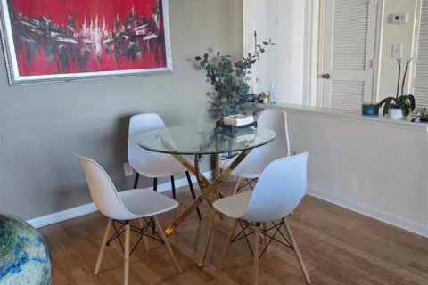 Condo in Boca Raton, Florida, 2 bedrooms № 2170039 - photo 5