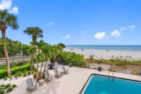 Copropriété à vendre à Indian Shores, Floride: 3 chambres, 161.65 m2 № 2415351 - photo 11