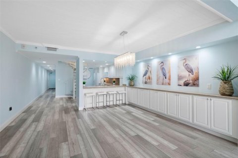 Copropriété à vendre à Indian Shores, Floride: 3 chambres, 161.65 m2 № 2415351 - photo 13