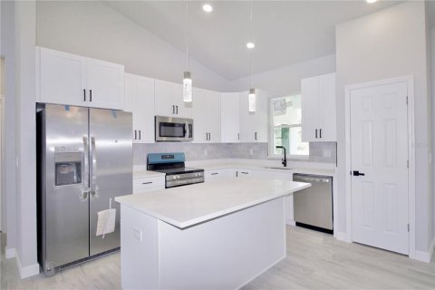 Casa en alquiler en Sebring, Florida, 3 dormitorios, 160.07 m2 № 2285186 - foto 2