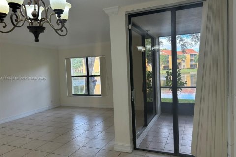 Copropriété à vendre à Coconut Creek, Floride: 3 chambres, 113.53 m2 № 2152827 - photo 9