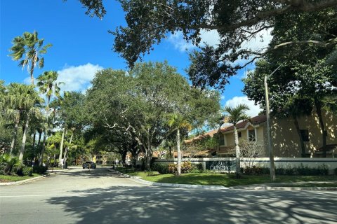 Condo à Coconut Creek, Floride, 3 chambres  № 2152827