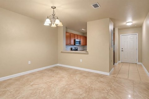 Townhouse in Naples, Florida 2 bedrooms, 131.46 sq.m. № 2393773 - photo 8