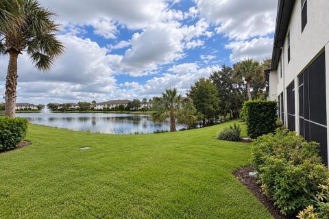 Townhouse in Naples, Florida 2 bedrooms, 131.46 sq.m. № 2393773 - photo 24