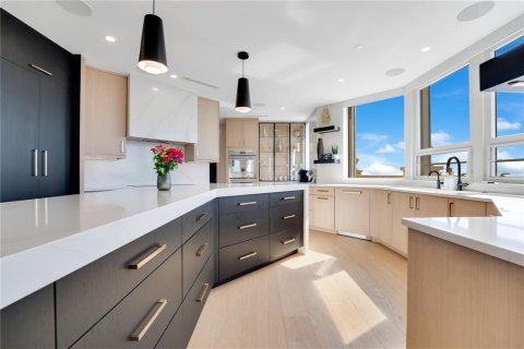 Condominio en venta en Naples, Florida, 5 dormitorios, 603.68 m2 № 1516741 - foto 11