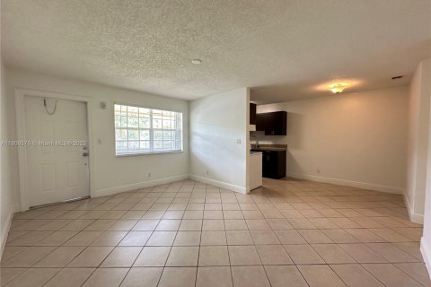 Villa ou maison à louer à Pompano Beach, Floride: 1 chambre № 1957116 - photo 6