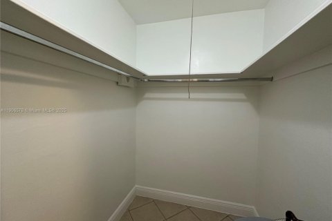 Villa ou maison à louer à Pompano Beach, Floride: 1 chambre № 1957116 - photo 14