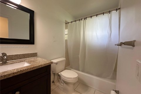 Villa ou maison à louer à Pompano Beach, Floride: 1 chambre № 1957116 - photo 21