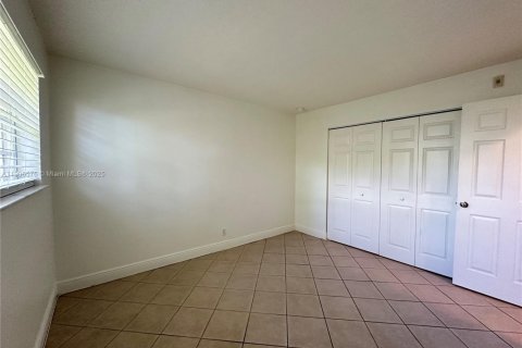 Villa ou maison à louer à Pompano Beach, Floride: 1 chambre № 1957116 - photo 17