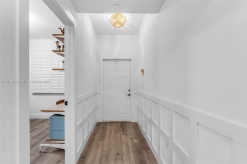 Condo in Doral, Florida, 3 bedrooms  № 1975022 - photo 26