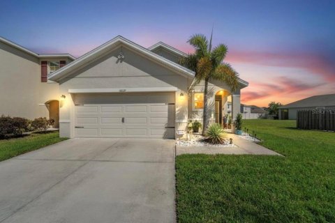 House in Wimauma, Florida 3 bedrooms, 140.84 sq.m. № 2110808