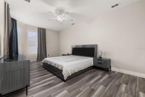 Villa ou maison à louer à Orlando, Floride: 5 chambres, 250.09 m2 № 2167364 - photo 20