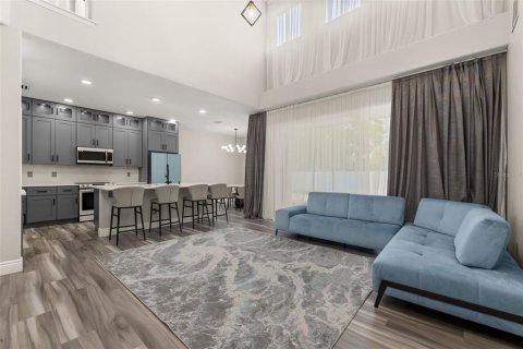 Villa ou maison à louer à Orlando, Floride: 5 chambres, 250.09 m2 № 2167364 - photo 8