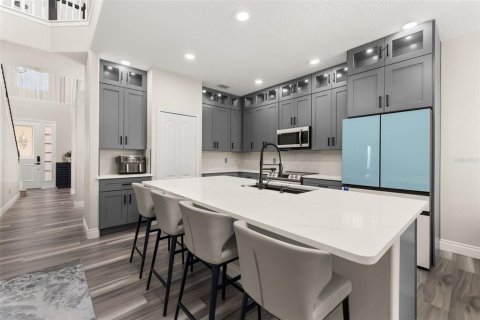 Villa ou maison à louer à Orlando, Floride: 5 chambres, 250.09 m2 № 2167364 - photo 12