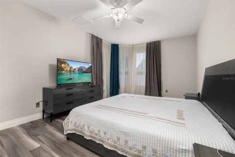 Villa ou maison à louer à Orlando, Floride: 5 chambres, 250.09 m2 № 2167364 - photo 21