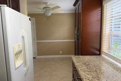 Condo in Delray Beach, Florida, 2 bedrooms  № 2184213 - photo 4