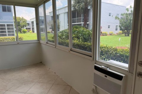 Condo in Delray Beach, Florida, 2 bedrooms  № 2184213 - photo 21