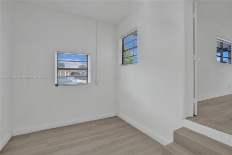 House in Hialeah, Florida 4 bedrooms № 1784195 - photo 29