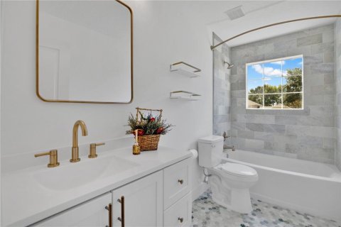 Adosado en venta en Sorrento, Florida, 4 dormitorios, 235.41 m2 № 1910883 - foto 29