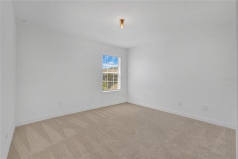 Adosado en venta en Sorrento, Florida, 4 dormitorios, 235.41 m2 № 1910883 - foto 30