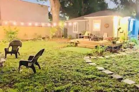 Villa ou maison à louer à Tampa, Floride: 2 chambres, 70.23 m2 № 2403465 - photo 18