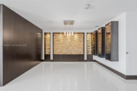 Купить кондоминиум в Майами, Флорида 2 спальни, 139.35м2, № 2186444 - фото 3