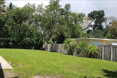 Снять в аренду виллу или дом в Холливуд, Флорида 3 спальни, 116.13м2, № 2050105 - фото 12