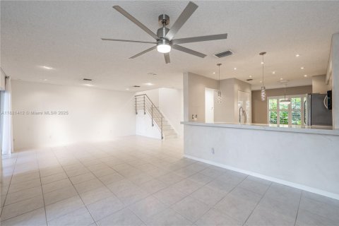 Adosado en venta en Davie, Florida, 3 dormitorios, 153.1 m2 № 1788433 - foto 7