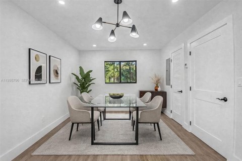 Casa en venta en Palmetto Bay, Florida, 4 dormitorios, 182.83 m2 № 2058293 - foto 9