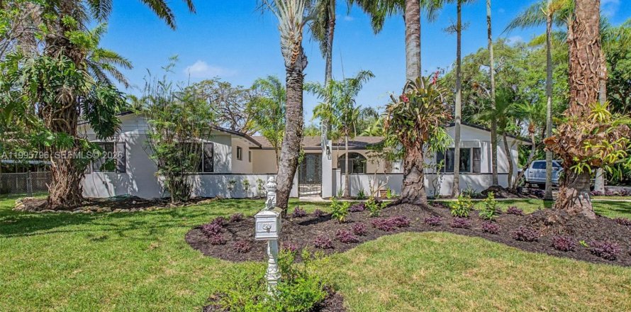 Casa en Palmetto Bay, Florida 4 dormitorios, 182.83 m2 № 2058293