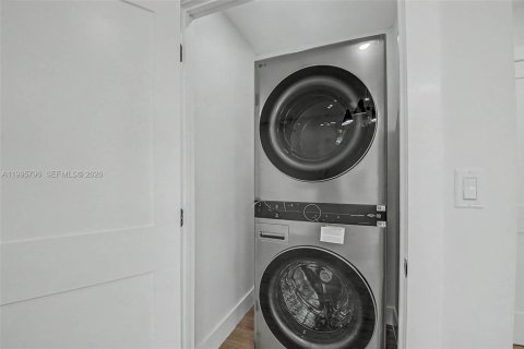 Casa en venta en Palmetto Bay, Florida, 4 dormitorios, 182.83 m2 № 2058293 - foto 21