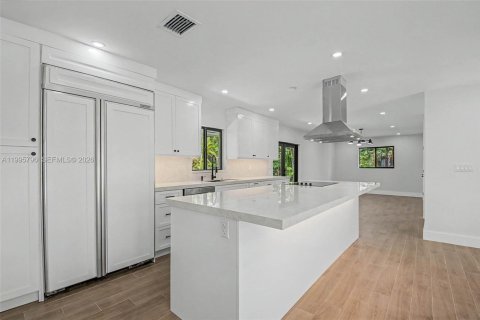Casa en venta en Palmetto Bay, Florida, 4 dormitorios, 182.83 m2 № 2058293 - foto 6