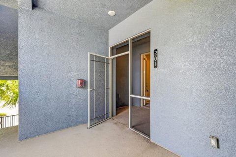 Condo in Venice, Florida, 3 bedrooms  № 2369560 - photo 5
