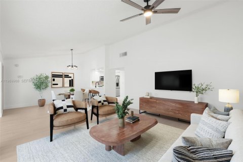 Купить виллу или дом в Дирфилд-Бич, Флорида 2 спальни, 134.06м2, № 2032050 - фото 15