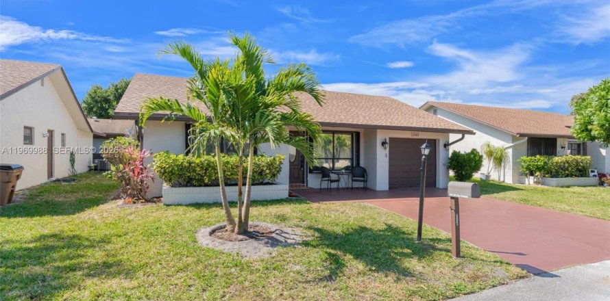 Дом в Дирфилд-Бич, Флорида 2 спальни, 134.06м2 № 2032050