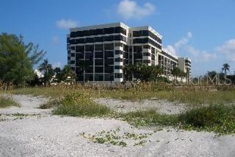Copropriété à louer à Sarasota, Floride: 2 chambres, 112.69 m2 № 212987 - photo 1