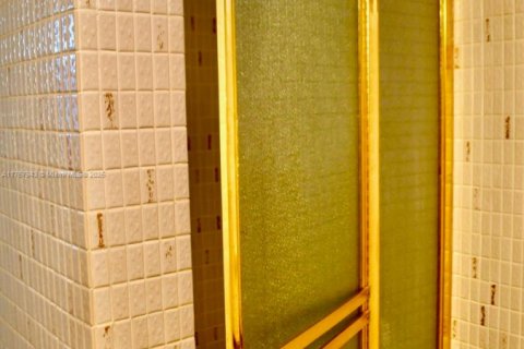 Купить кондоминиум в Авентура, Флорида 2 спальни, 100.61м2, № 1739905 - фото 21