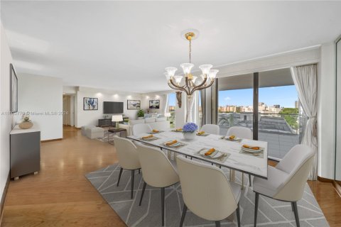 Condo in Aventura, Florida, 2 bedrooms  № 1811221 - photo 14