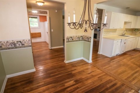 Villa ou maison à vendre à Melrose, Floride: 3 chambres, 122.91 m2 № 1909009 - photo 8