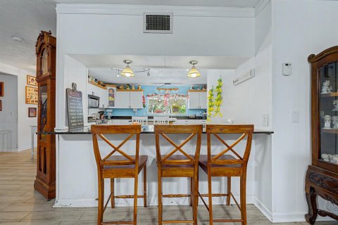 Casa en venta en St. Lucie, Florida, 4 dormitorios, 318.65 m2 № 2382677 - foto 9
