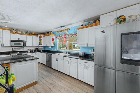 Casa en venta en St. Lucie, Florida, 4 dormitorios, 318.65 m2 № 2382677 - foto 12