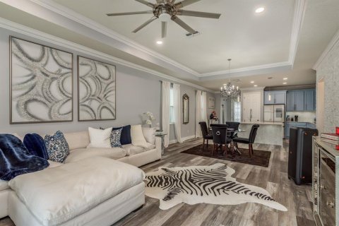House in BERRY BAY in Wimauma, Florida 4 bedrooms, 280.19 sq.m. № 1524021 - photo 3