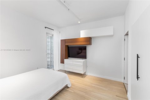 Снять в аренду кондоминиум в Майами-Бич, Флорида 2 спальни, 97.08м2, № 1968721 - фото 13