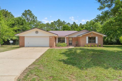 Casa en venta en Crestview, Florida, 3 dormitorios, 181.35 m2 № 562484 - foto 1