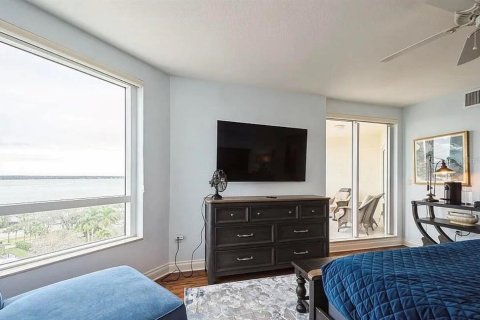 Condo in Clearwater, Florida, 3 bedrooms  № 2380445 - photo 20