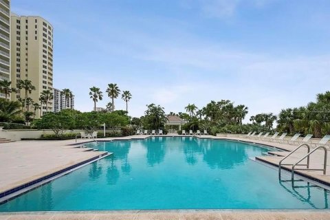 Condo in Clearwater, Florida, 3 bedrooms  № 2380445 - photo 24