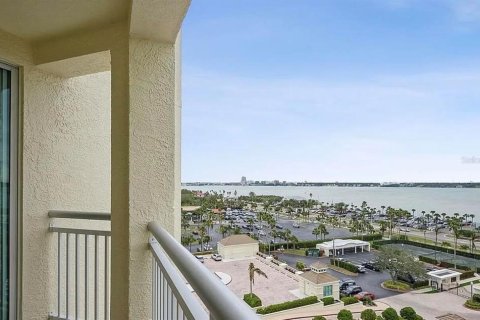 Condo in Clearwater, Florida, 3 bedrooms  № 2380445 - photo 25