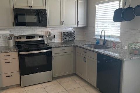Casa en venta en Clermont, Florida, 5 dormitorios, 154.22 m2 № 2237947 - foto 7