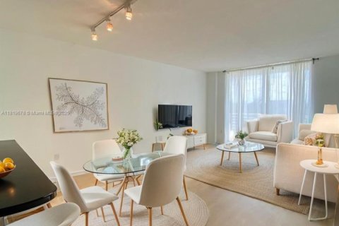 Купить кондоминиум в Авентура, Флорида 1 спальня, 70.05м2, № 1935522 - фото 2