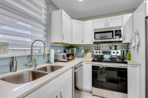 Condominio en venta en Fort Lauderdale, Florida, 2 dormitorios, 130.06 m2 № 2272511 - foto 9